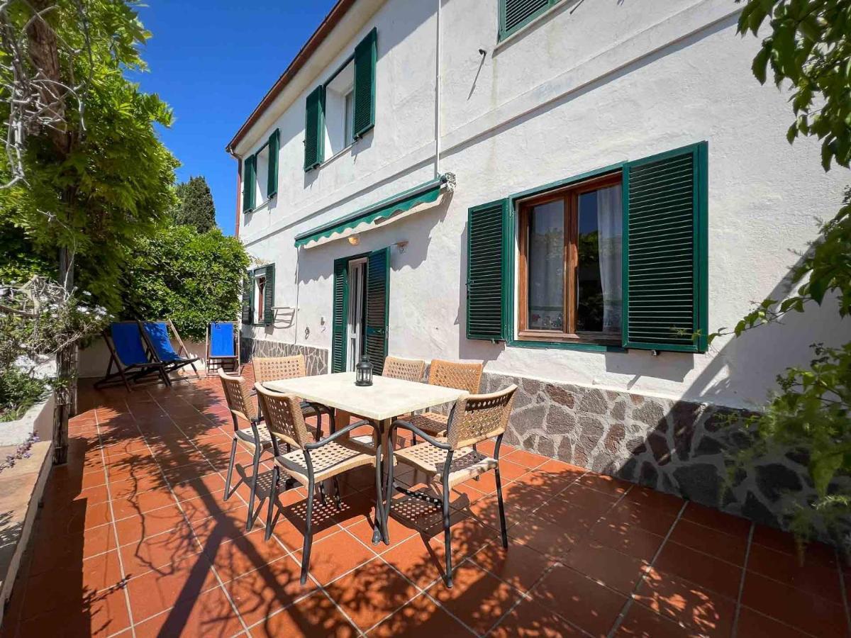Azienda Agricola Sapereta Porto Azzurro Εξωτερικό φωτογραφία