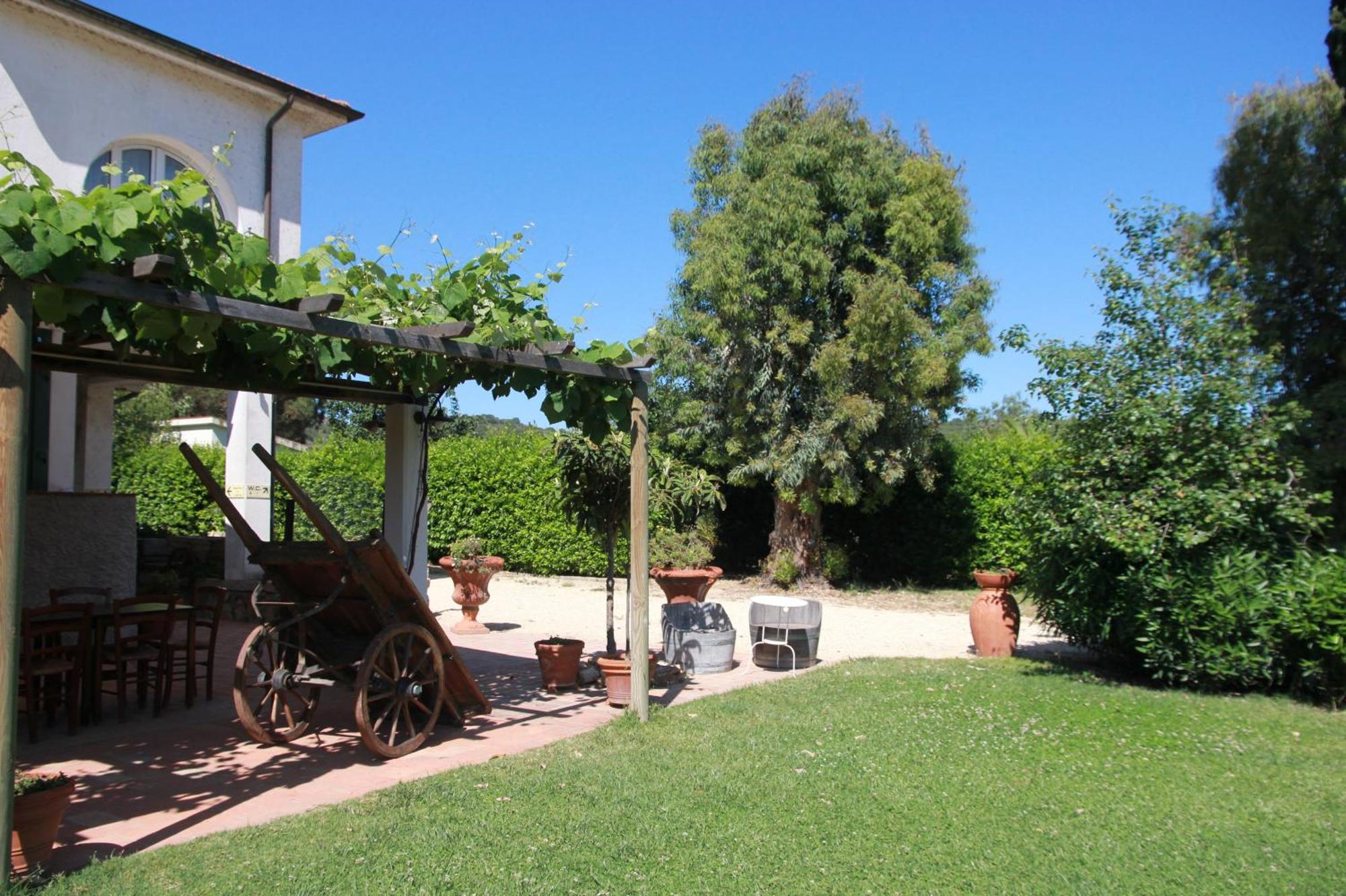 Azienda Agricola Sapereta Porto Azzurro Εξωτερικό φωτογραφία