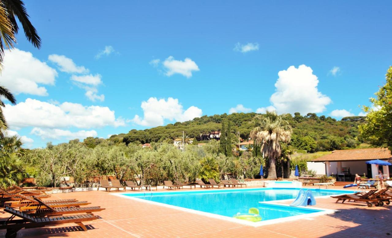 Azienda Agricola Sapereta Porto Azzurro Εξωτερικό φωτογραφία